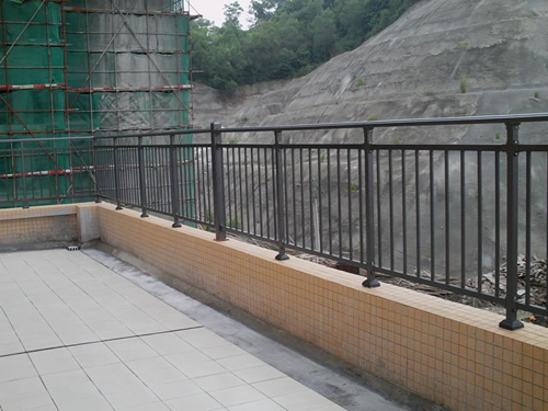 阳台锌钢护栏 (3)